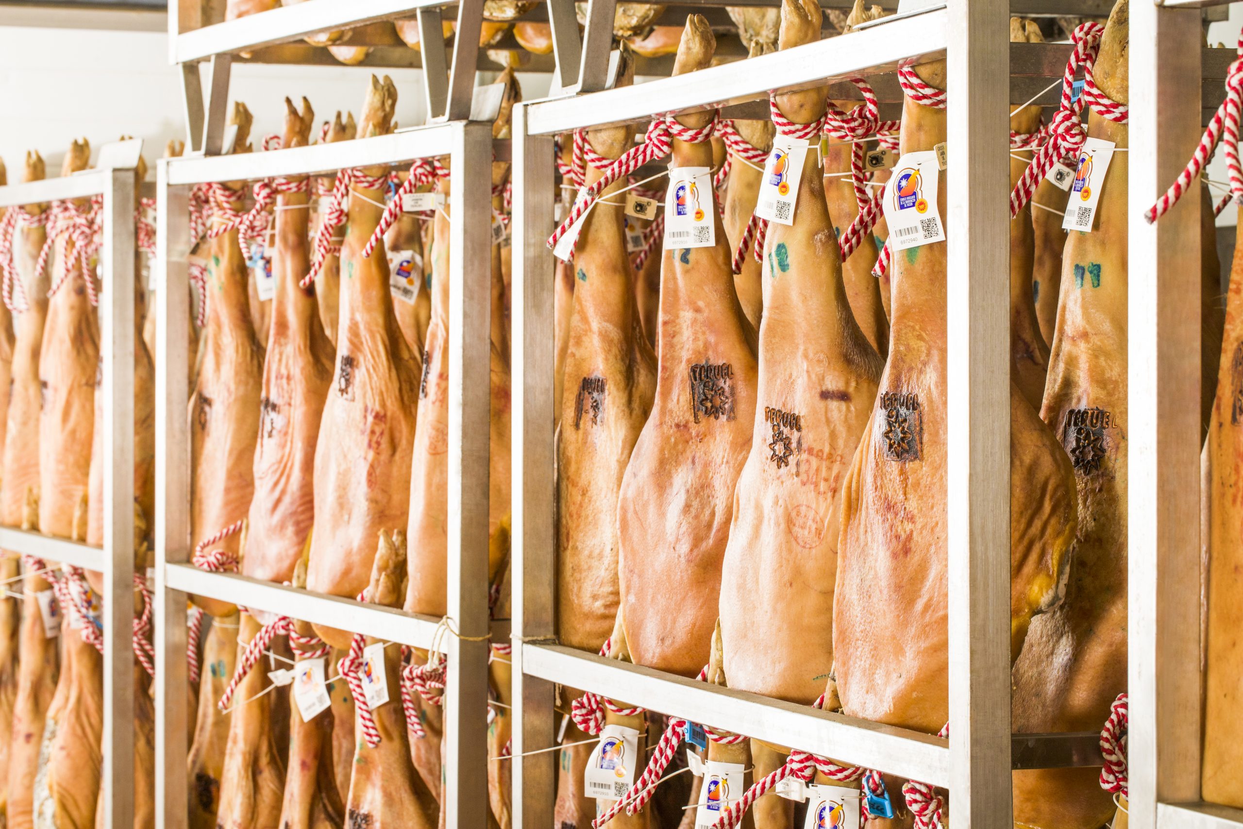 Pasos del proceso de elaboración de un jamón Pasos del proceso de elaboración de un jamón