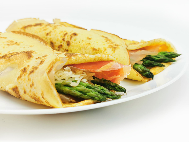 Crepes de espárragos trigueros y jamón Crepes de espárragos trigueros y jamón