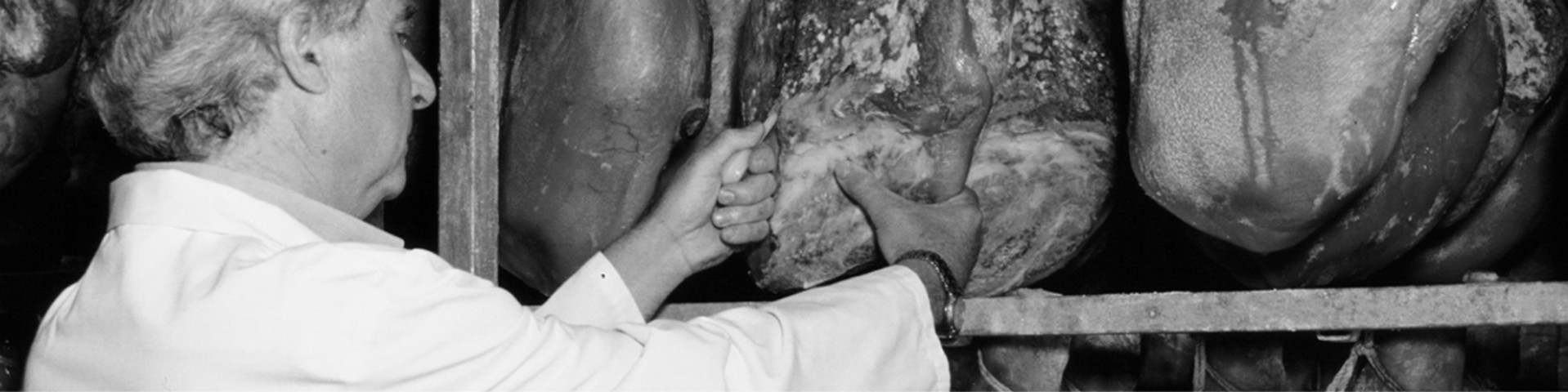 Curación artesanal del jamón en la familia Gómez